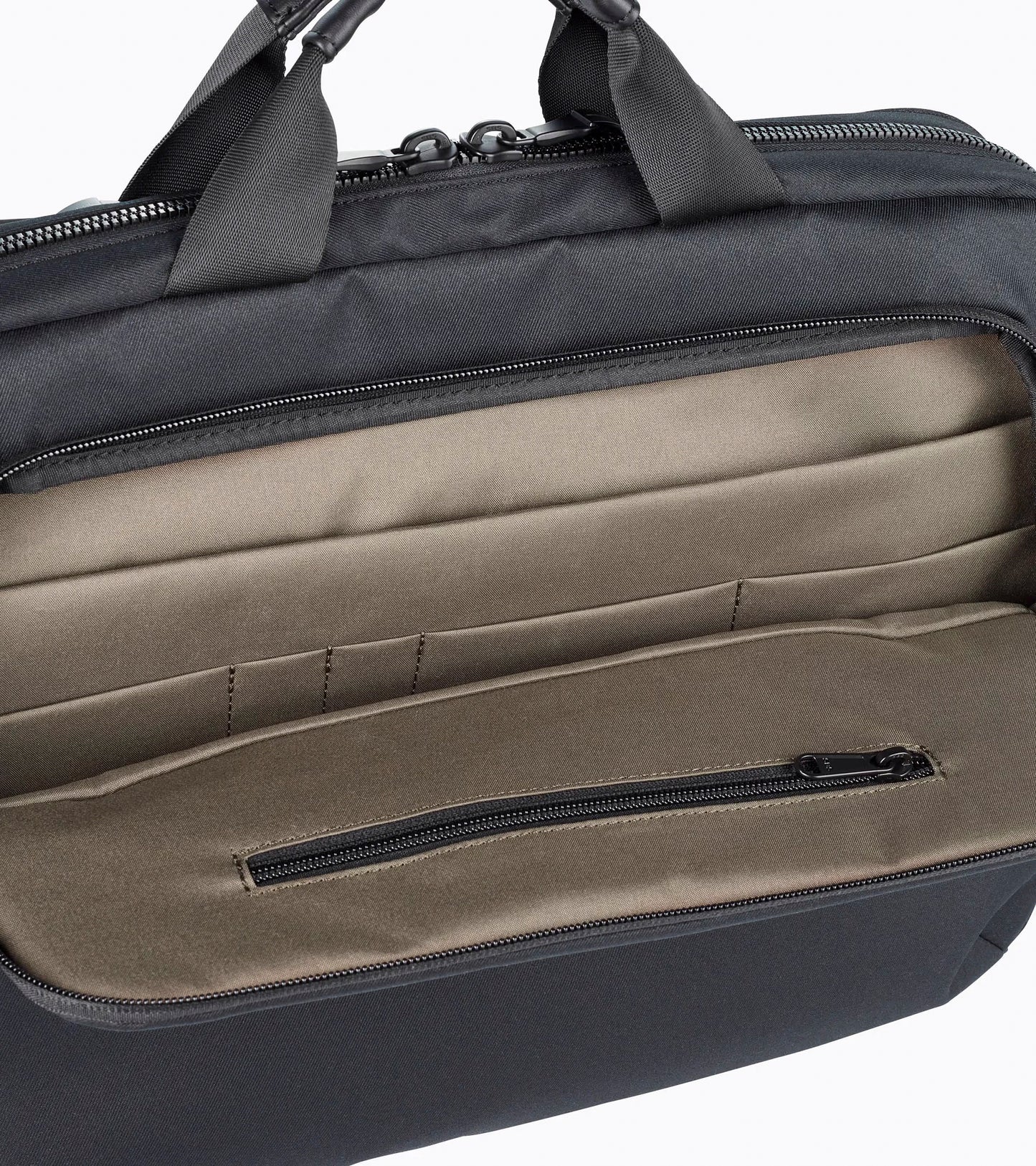 Briefcase - Essential