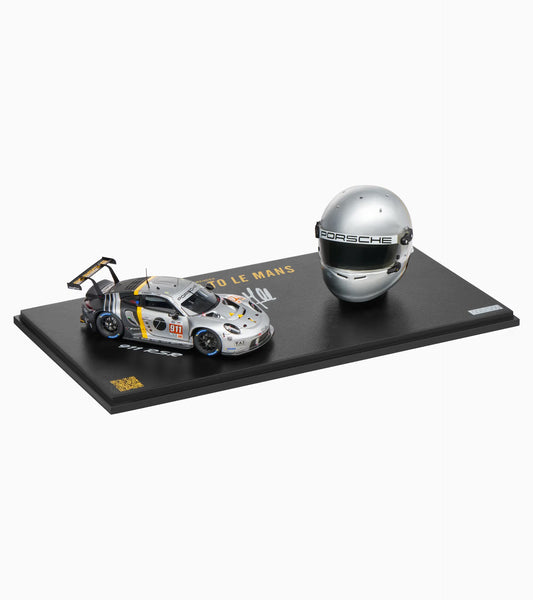 Porsche 911 RSR and Michael Fassbender helmet - Limited Edition