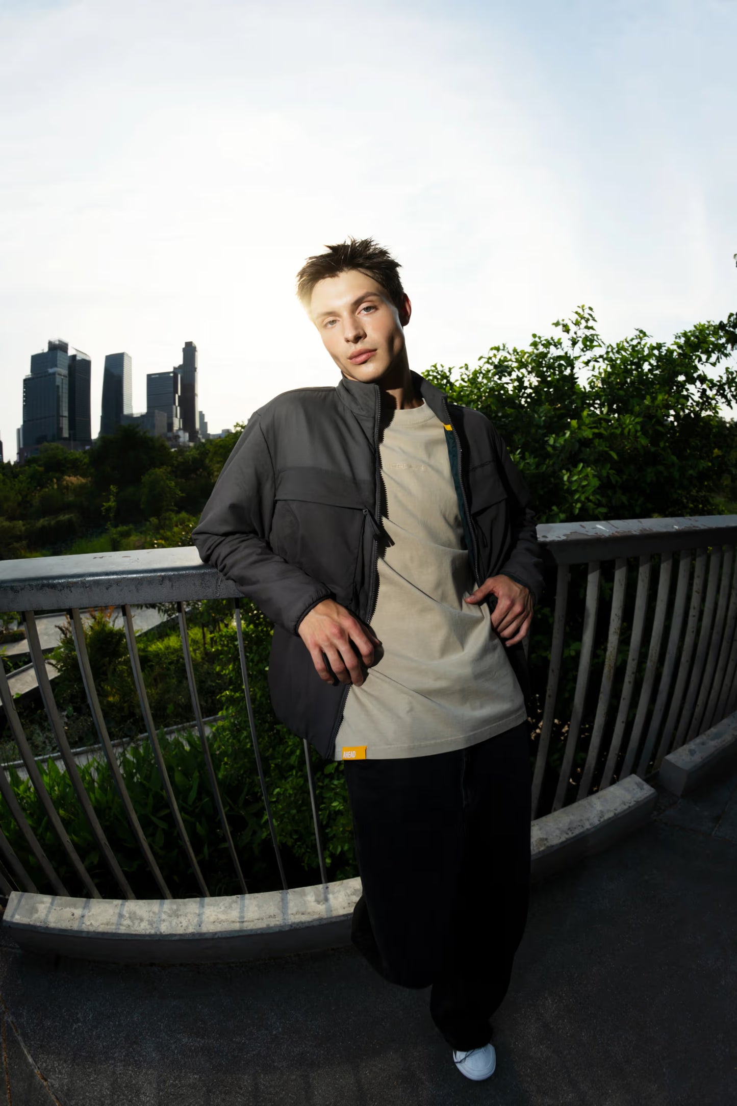 Jacket - L - AHEAD